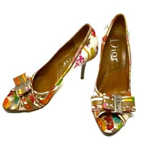Christian Dior Floral Canvas PeepToe BowTrim Pumps